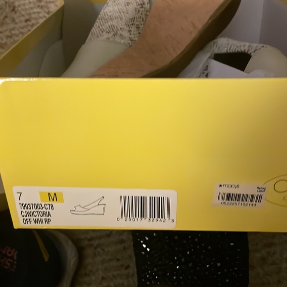 Joan and David wedge sandal - Picture 2 of 5